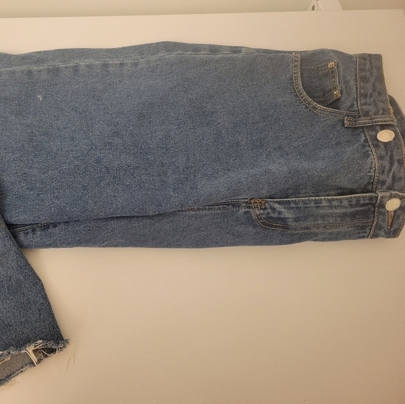 SHEIN | Boyfriend Jeans | Large - Picture 4 of 5